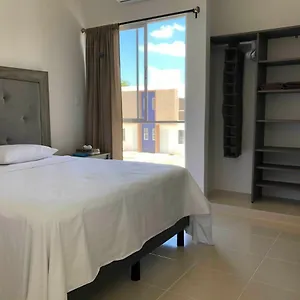 Casa Limpia Bonita Dos Plantas 5 Habitantes En Cancún